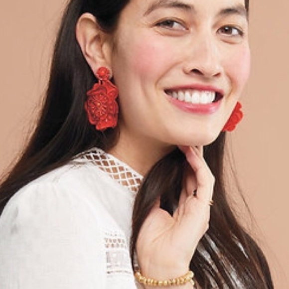 Stella & Dot | Retired Coral Red Hand-beaded Ella Grace Earrings - Picture 5 of 7